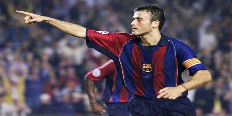 Giống như các HLV khác, Luis Enrique bắt đầu với vị trí cầu thủ